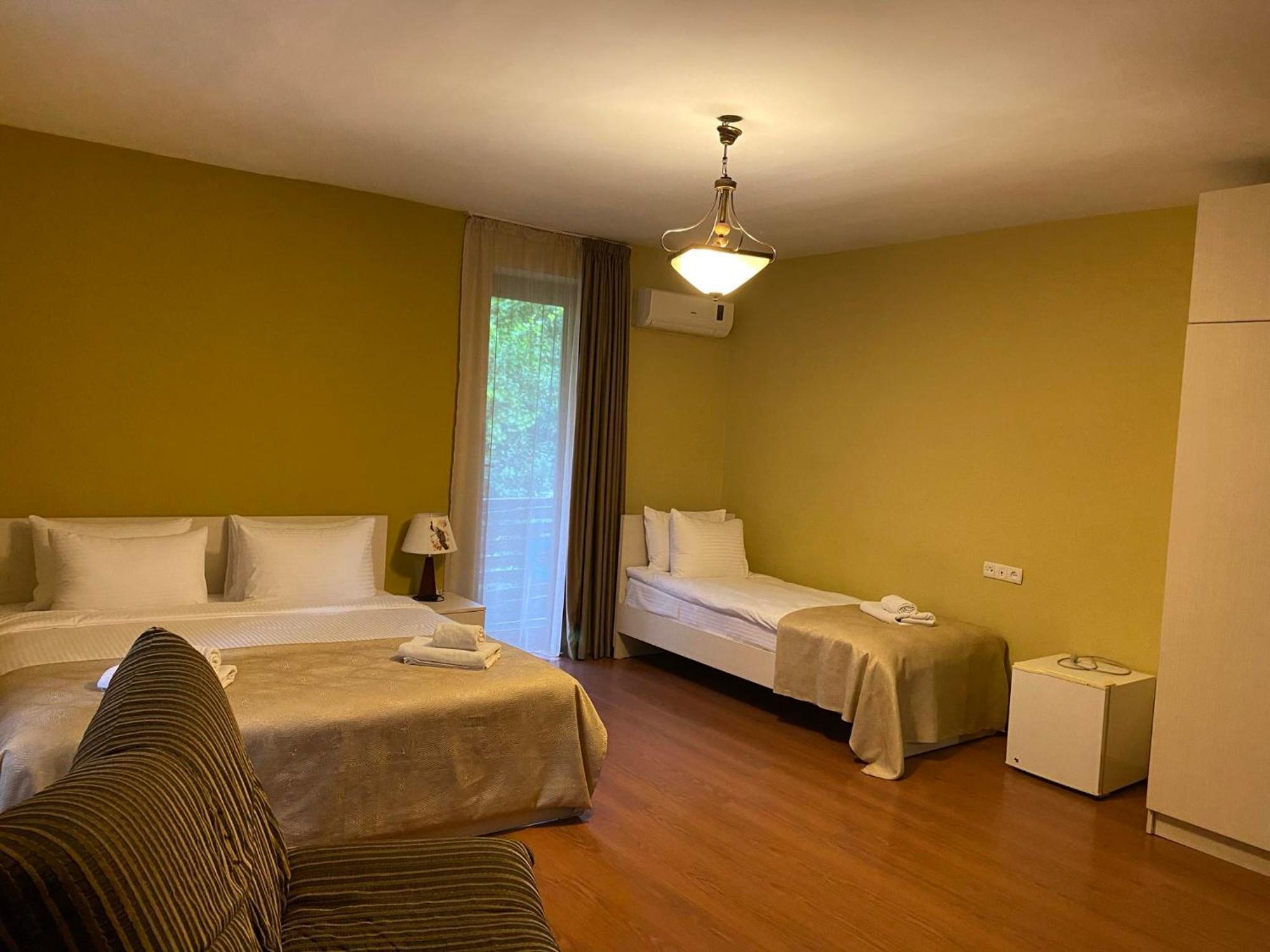 Motion Hotel Боржоми Экстерьер фото