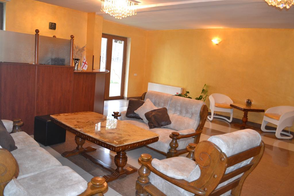 Motion Hotel Боржоми Экстерьер фото